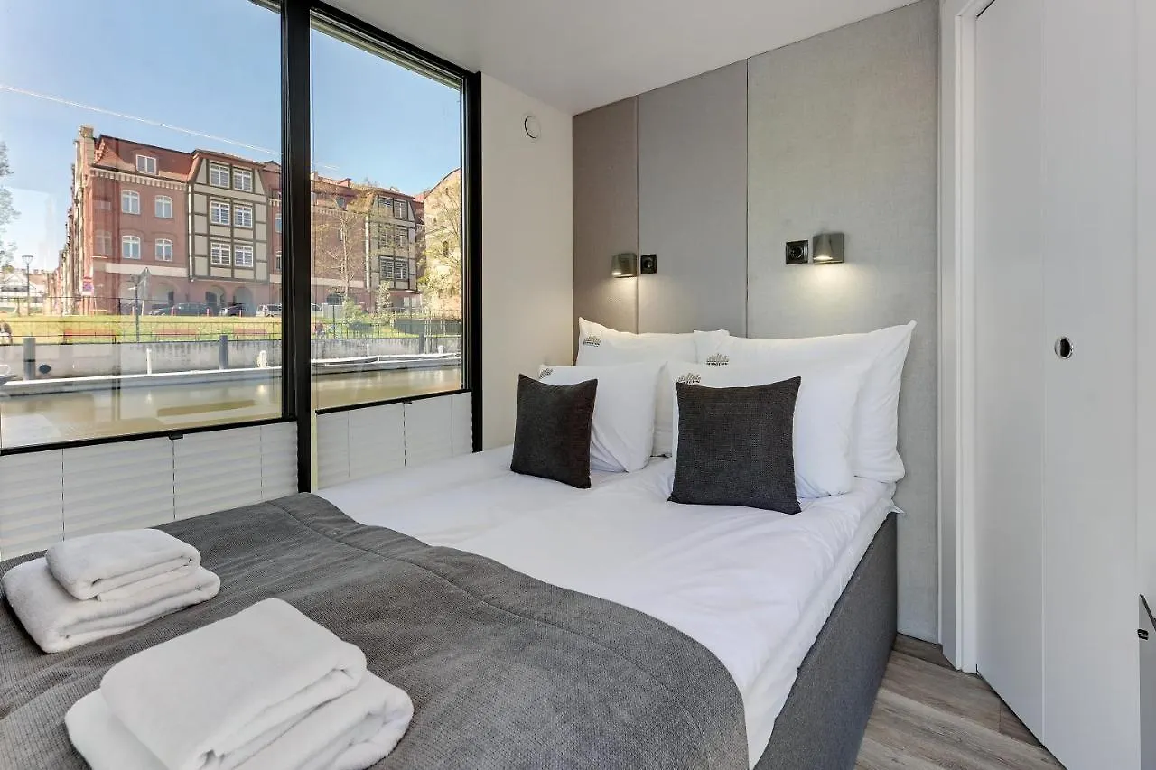 Domy Na Wodzie - La Mare Motlava Houseboats With Sauna By Downtown Apartments Gdansk 0*,  Poland