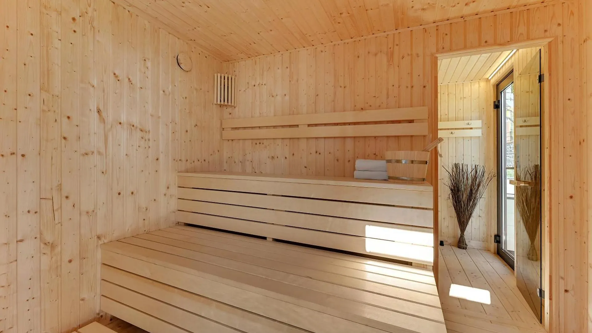 Domy Na Wodzie - La Mare Motlava Houseboats With Sauna By Downtown Apartments Gdansk