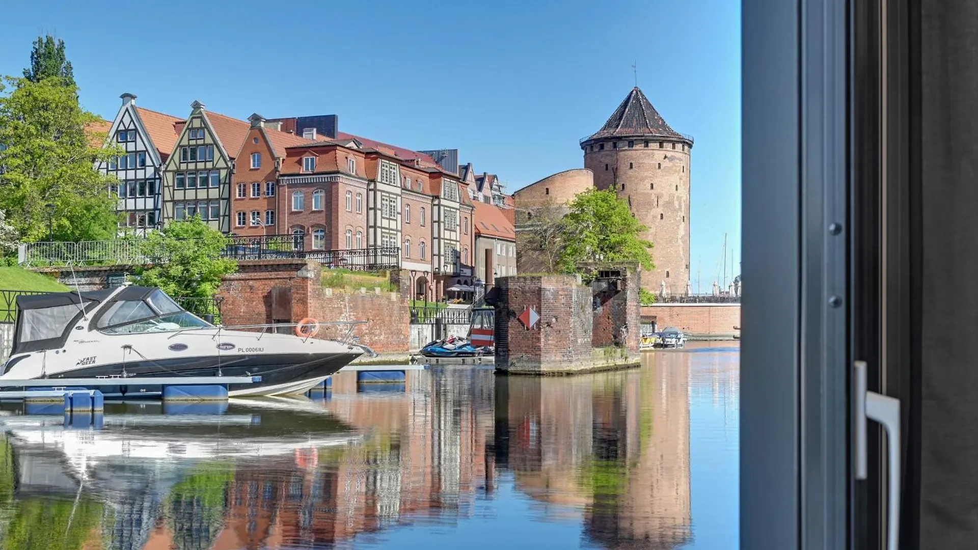 Domy Na Wodzie - La Mare Motlava Houseboats With Sauna By Downtown Apartments Gdansk