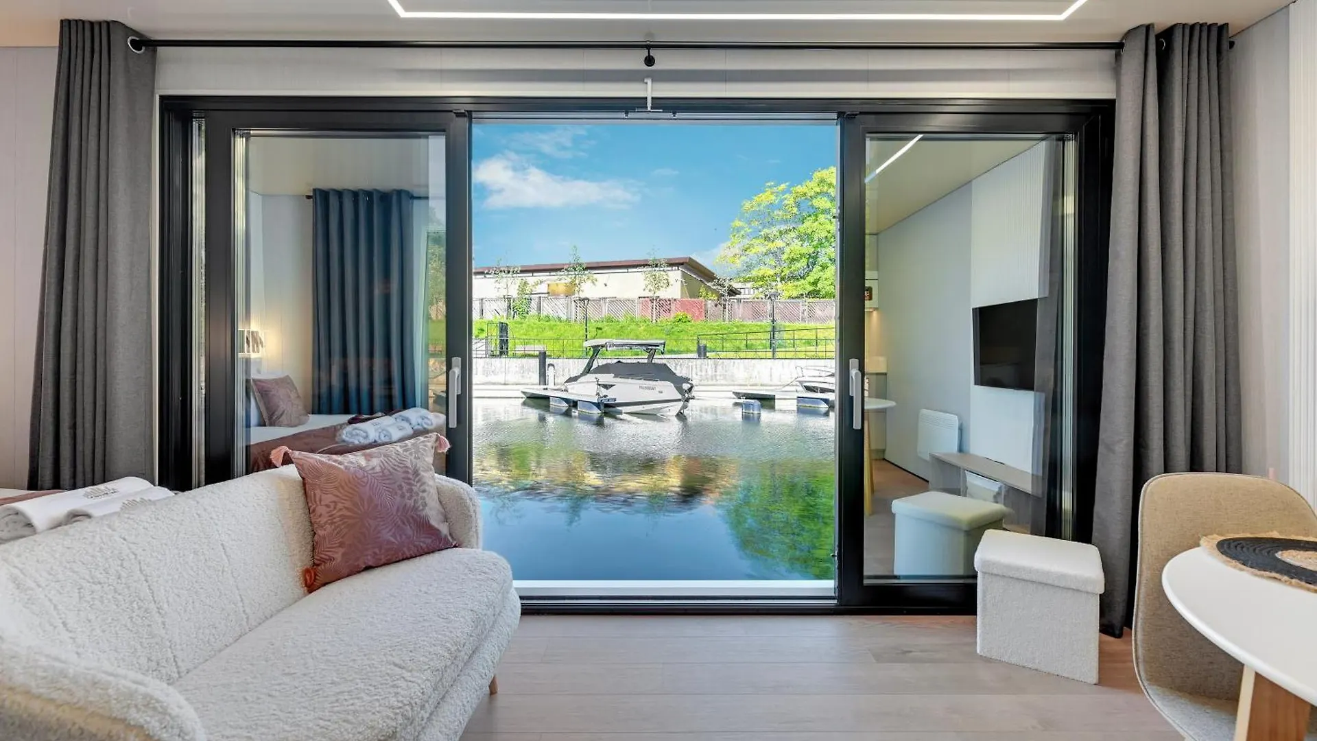 Domy Na Wodzie - La Mare Motlava Houseboats With Sauna By Downtown Apartments Gdansk
