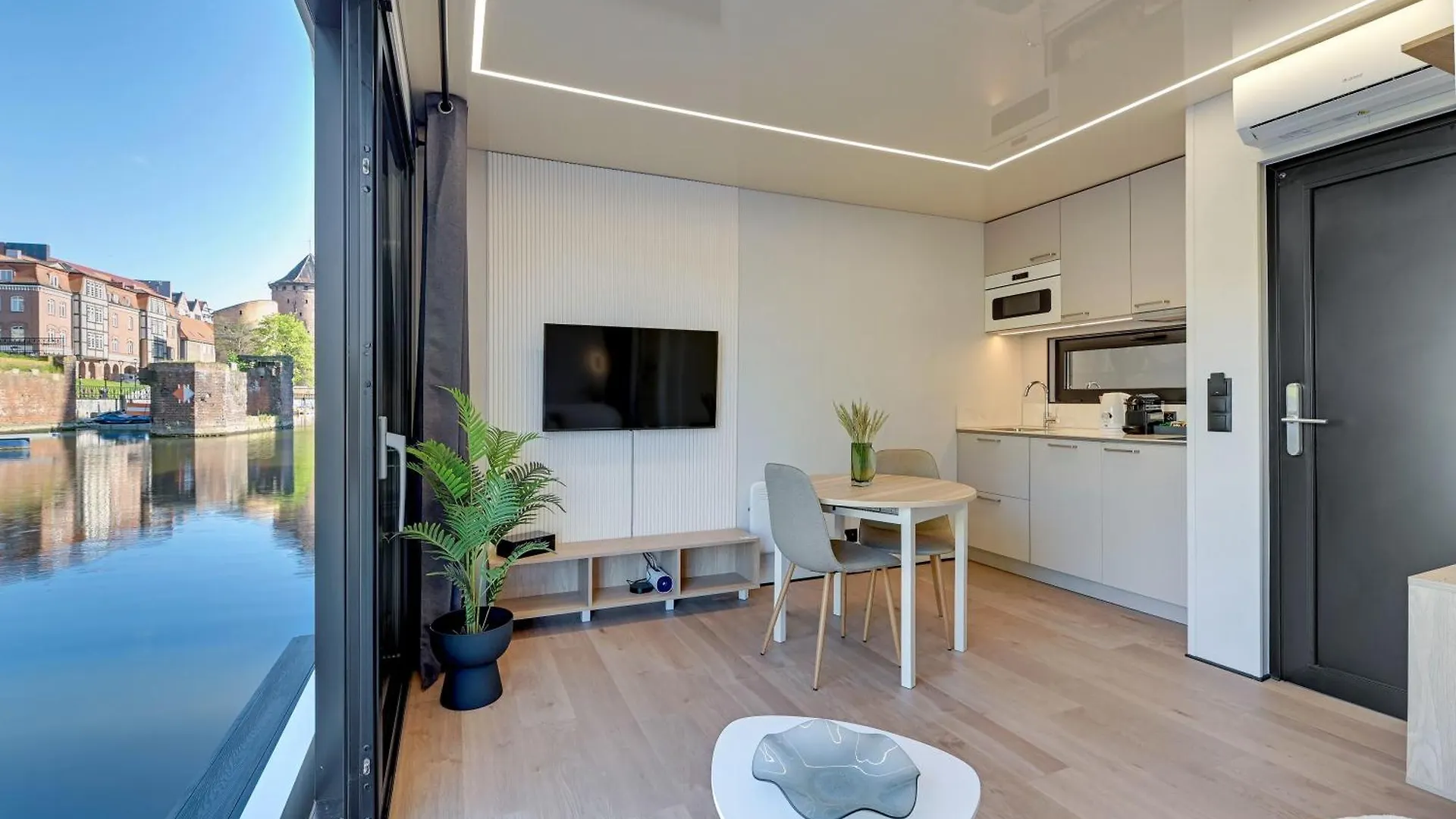 Domy Na Wodzie - La Mare Motlava Houseboats With Sauna By Downtown Apartments Gdansk