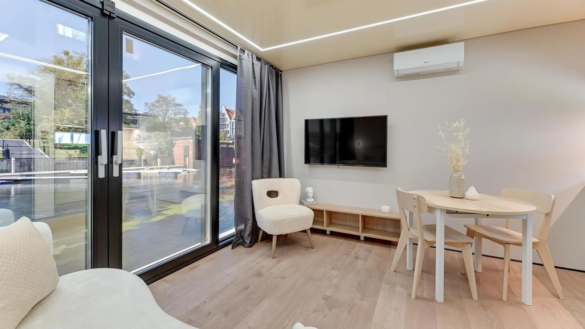 Domy Na Wodzie - La Mare Motlava Houseboats With Sauna By Downtown Apartments Gdansk