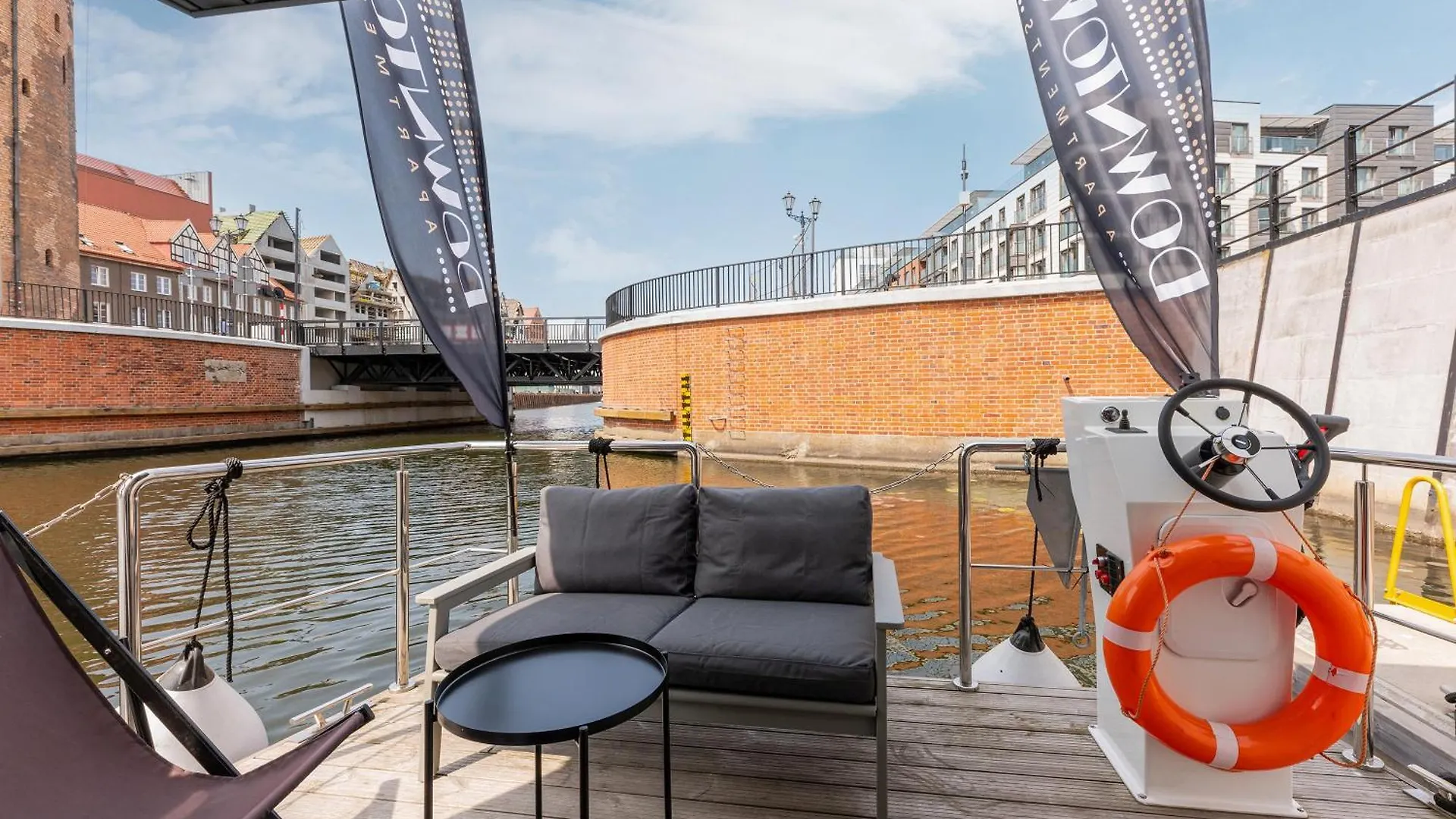 Domy Na Wodzie - La Mare Motlava Houseboats With Sauna By Downtown Apartments Gdansk 0*,  Poland