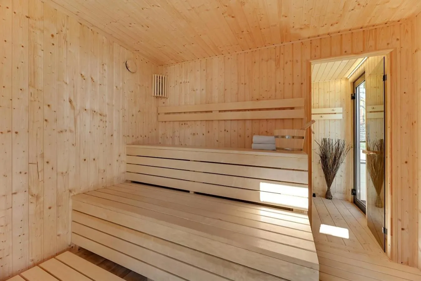 Domy Na Wodzie - La Mare Motlava Houseboats By Downtown Apartments Gdansk