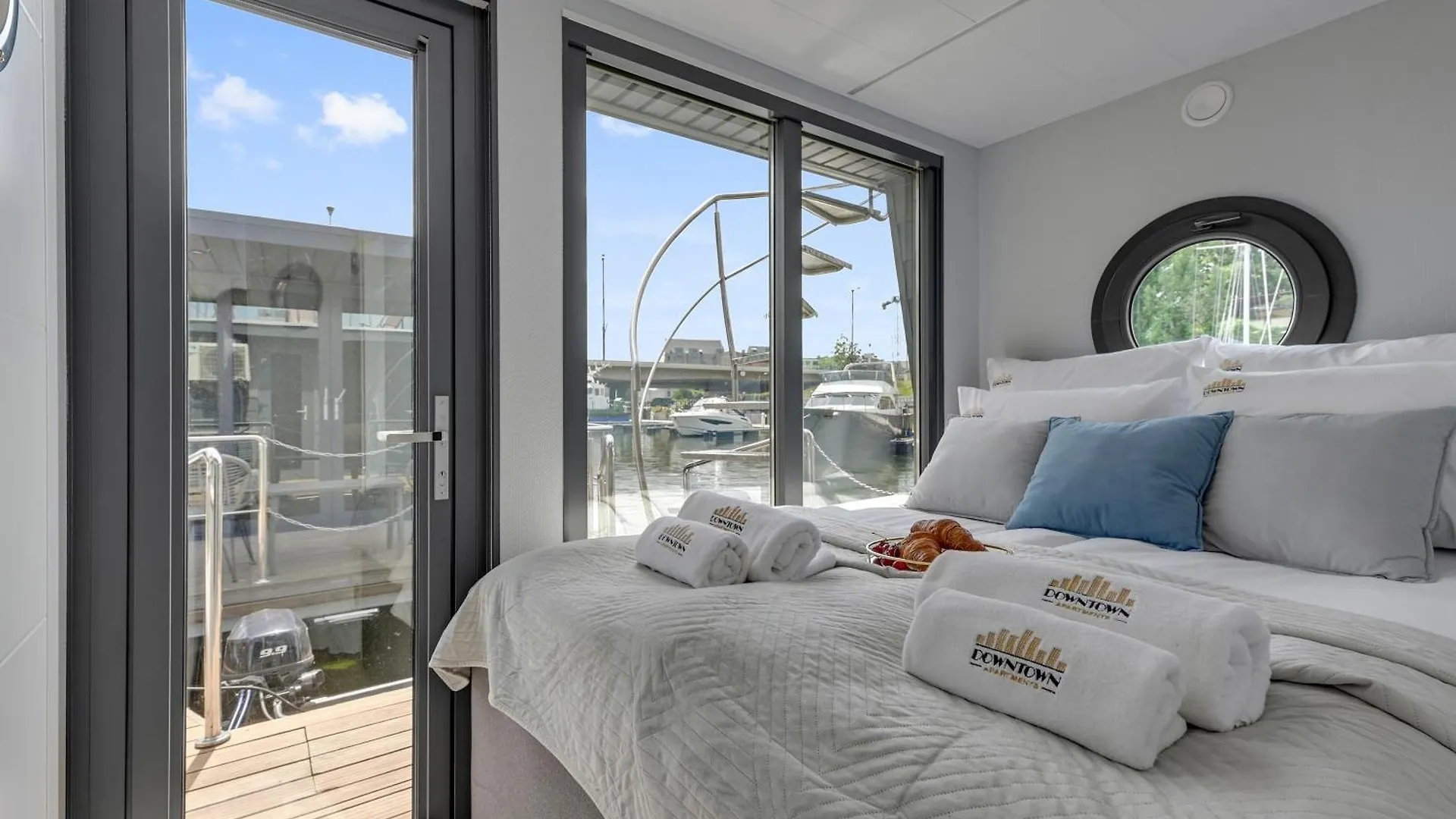 Domy Na Wodzie - La Mare Motlava Houseboats By Downtown Apartments Gdansk