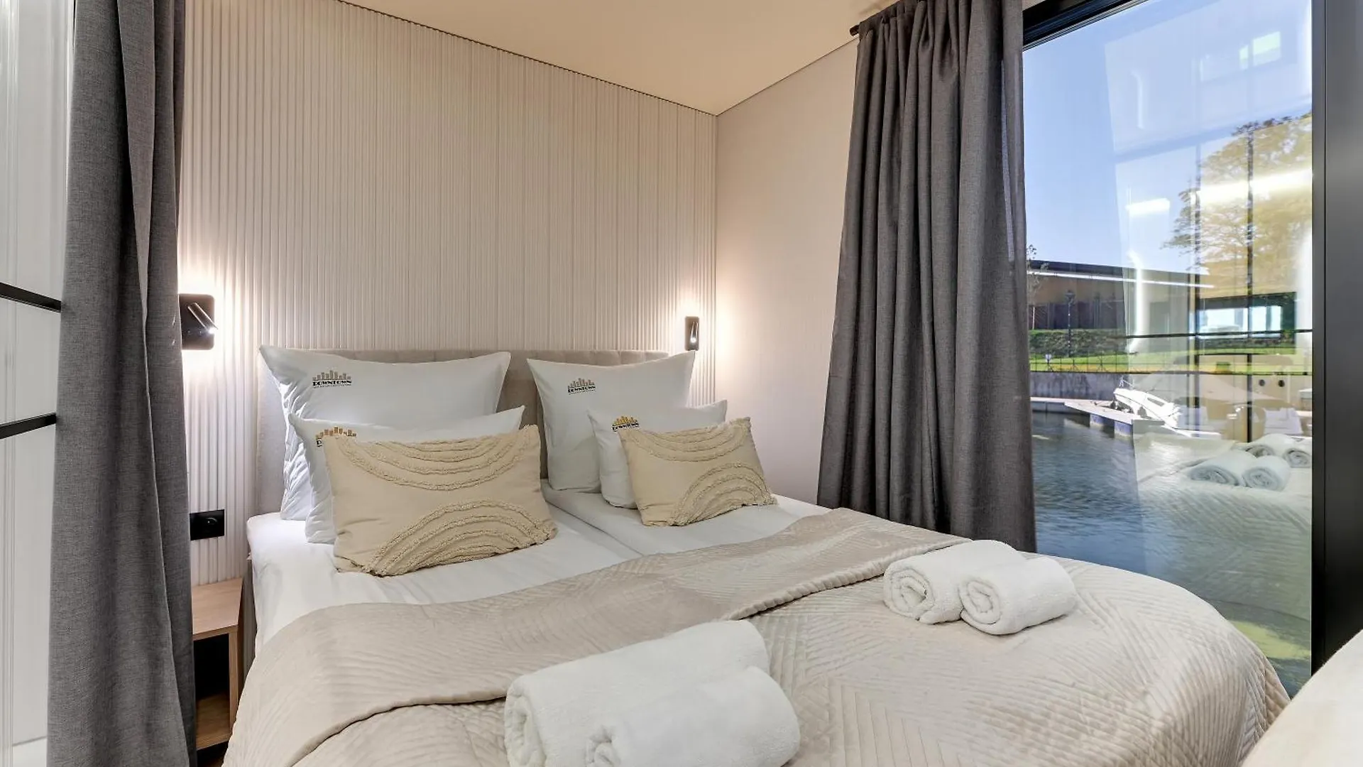 Domy Na Wodzie - La Mare Motlava Houseboats By Downtown Apartments Gdansk