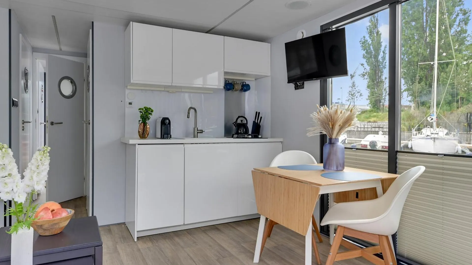 Domy Na Wodzie - La Mare Motlava Houseboats By Downtown Apartments Gdansk